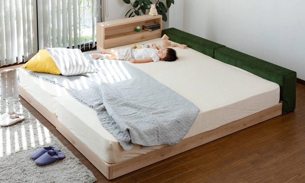 シングルベッドを連結して使用すれば、2人用の他のサイズのベッドよりも広く使える