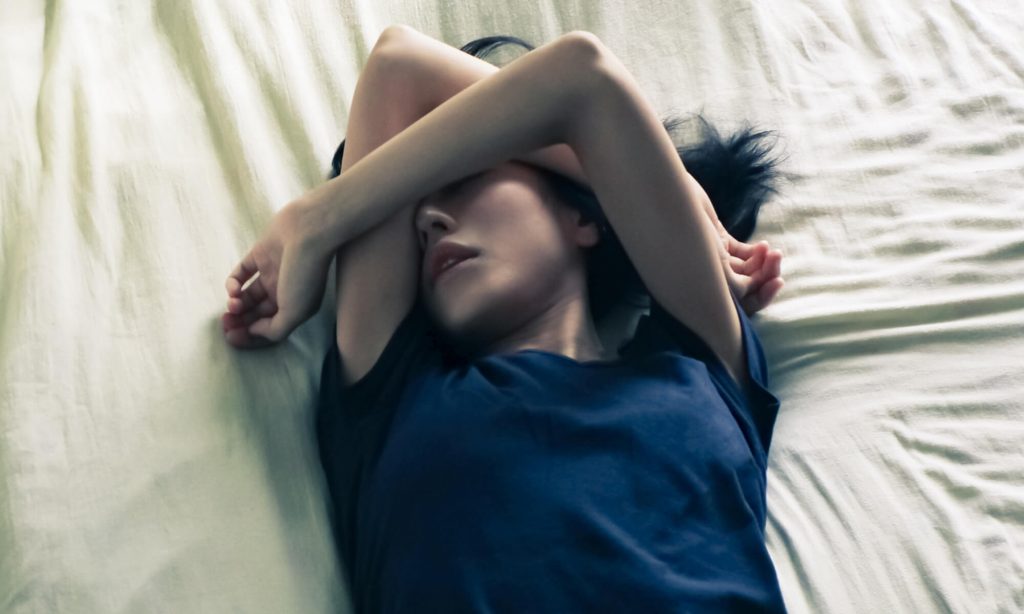凸凹があり寝心地が悪くなってしまったベッドを使っていると体のゆがみの原因となります
