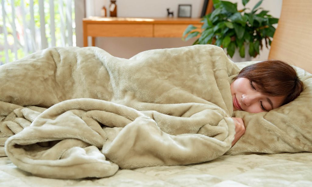 快適な睡眠が得られる毛布の選び方とは 素材や機能別の選び方やおすすめの毛布を解説 Venusbed Library