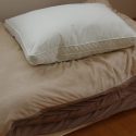 羽毛布団は圧縮して収納できるの？圧縮した場合に起こることと羽毛布団の正しい収納方法
