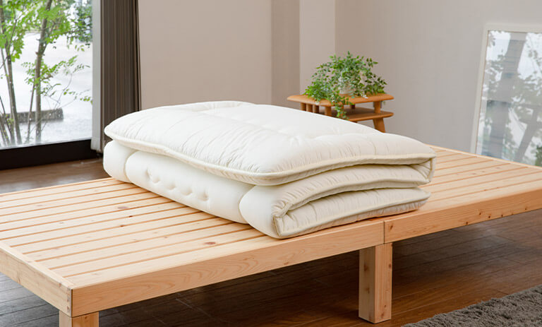 布団でもマットレスでも使用可能なすのこベッド