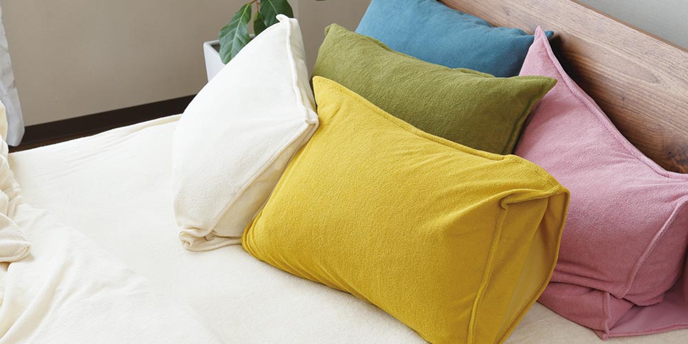 枕カバーやタオルなどを枕本体にかければ、洗えない枕であっても衛生的に保ちやすくなります。