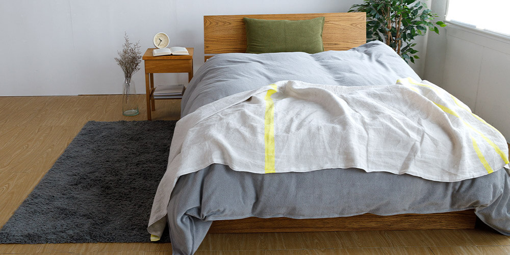 ベッドスプレッドとは？正しい使い方や種類を知って寝室をおしゃれに！ | VENUSBED LIBRARY