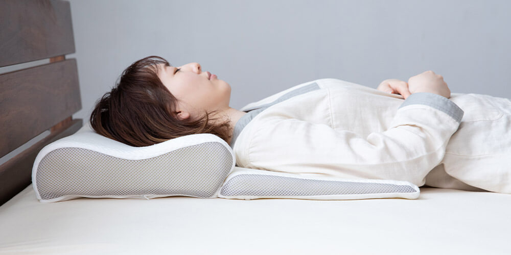 枕を選ぶときのポイントは適度な高さ・通気性の良さ・横幅の広さ・メンテナンスしやすさの4つ