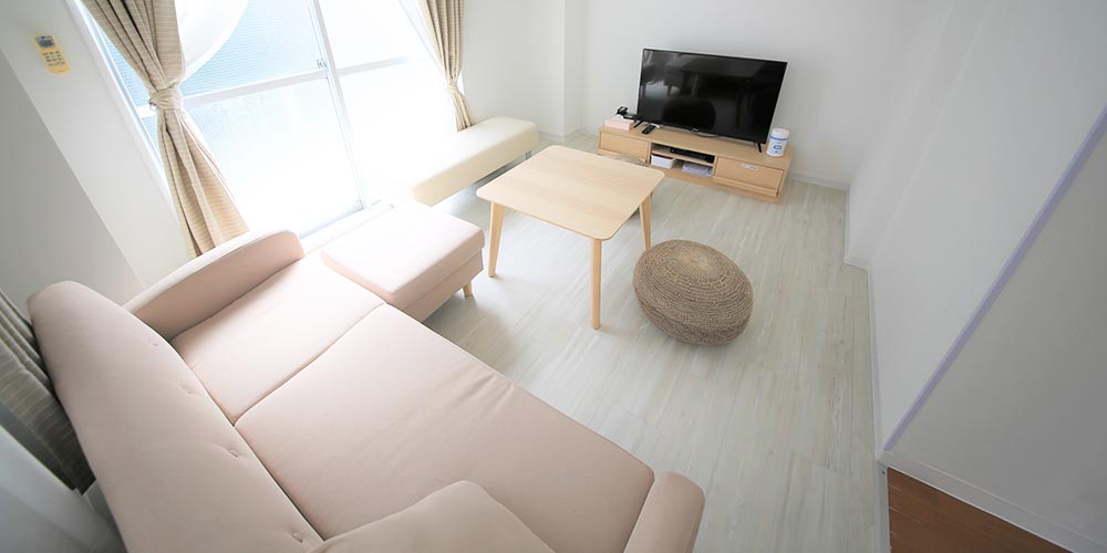 ソファは一人暮らしの部屋に必須な家具ではない