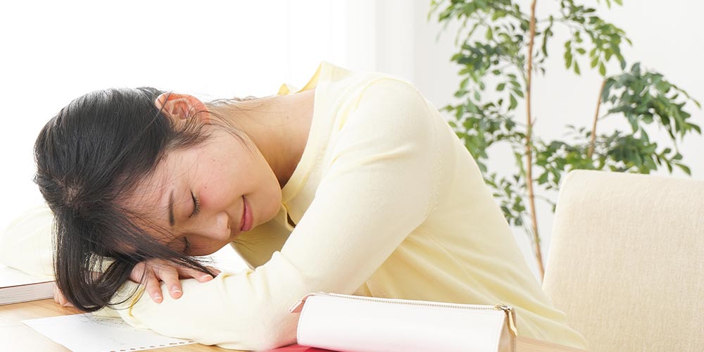 【徹夜】仮眠の最適な時間とは?徹夜を効率よく乗り越える方法を紹介 | VENUSBED LIBRARY