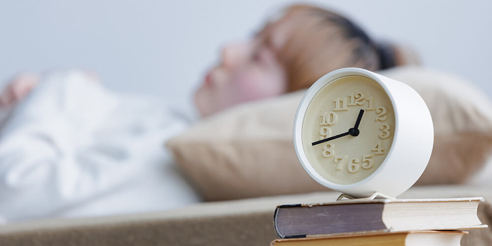 15～30分ほどの昼寝であれば、ノンレム睡眠による疲労軽減効果が期待できます。