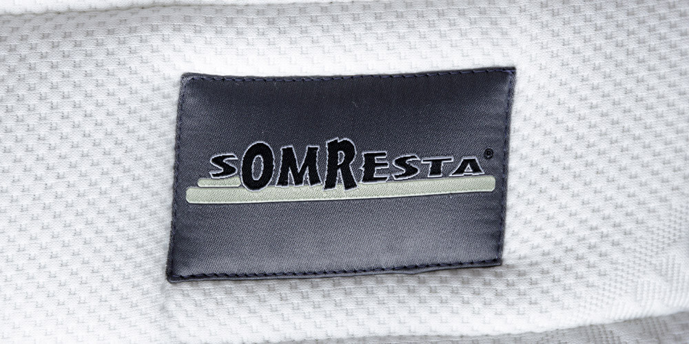SOMRESTA（ソムレスタ）ロゴ
